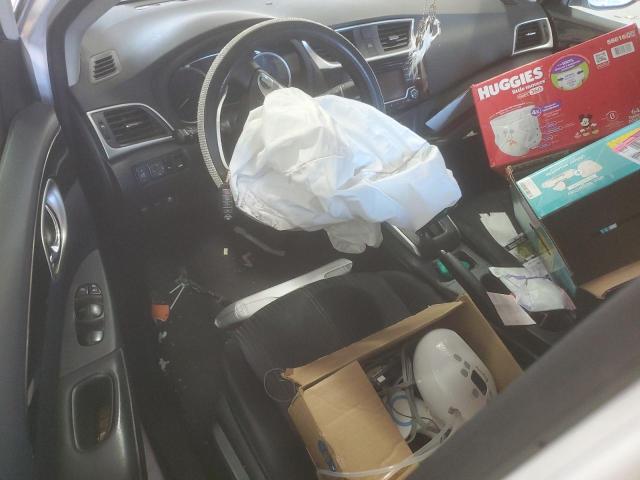 3N1AB7AP1JY347656 - 2018 NISSAN SENTRA S WHITE photo 8