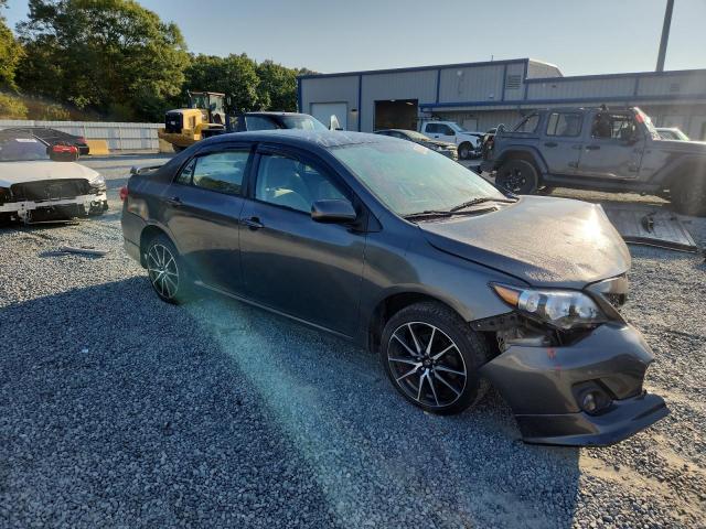 2T1BU4EE8BC682269 - 2011 TOYOTA COROLLA BASE ნაცრისფერი ფოტო 4