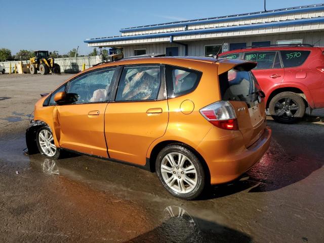 JHMGE8H67AC020669 - 2010 HONDA FIT SPORT ORANGE photo 2