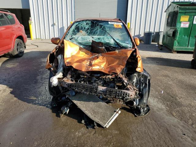 JHMGE8H67AC020669 - 2010 HONDA FIT SPORT ORANGE photo 5