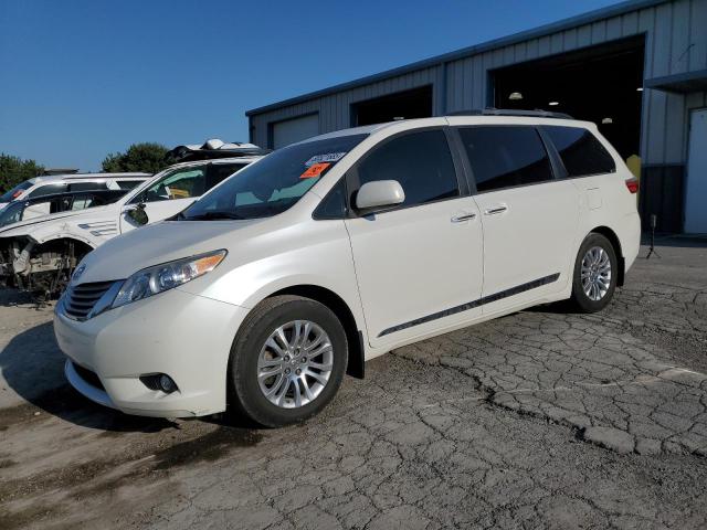 2015 TOYOTA SIENNA XLE, 