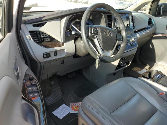 5TDYK3DC8FS644726 - 2015 TOYOTA SIENNA XLE WHITE photo 8