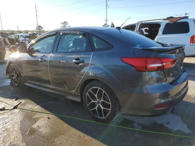 1FADP3F27FL372777 - 2015 FORD FOCUS SE GRAY photo 2