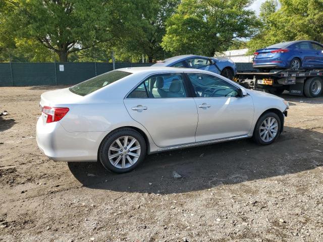 4T4BF1FK9DR317555 - 2013 TOYOTA CAMRY L SILVER photo 3