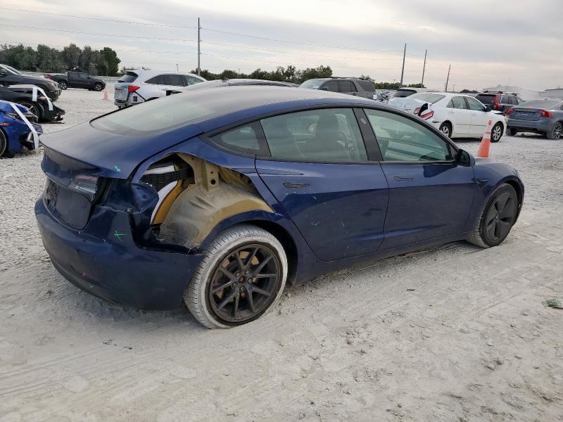 5YJ3E1EA0MF976437 - 2021 TESLA MODEL 3 BLUE photo 3