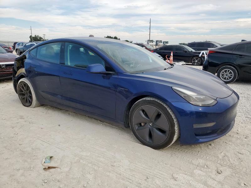 5YJ3E1EA0MF976437 - 2021 TESLA MODEL 3 BLUE photo 4