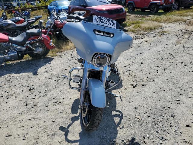 1HD1KBC18PB621255 - 2023 HARLEY-DAVIDSON FLHX SILVER photo 2