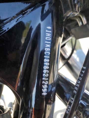 1HD1KBC18PB621255 - 2023 HARLEY-DAVIDSON FLHX SILVER photo 9