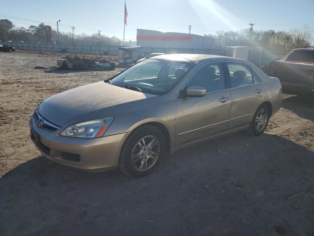 1HGCM56807A028608 - 2007 HONDA ACCORD EX GOLD photo 1