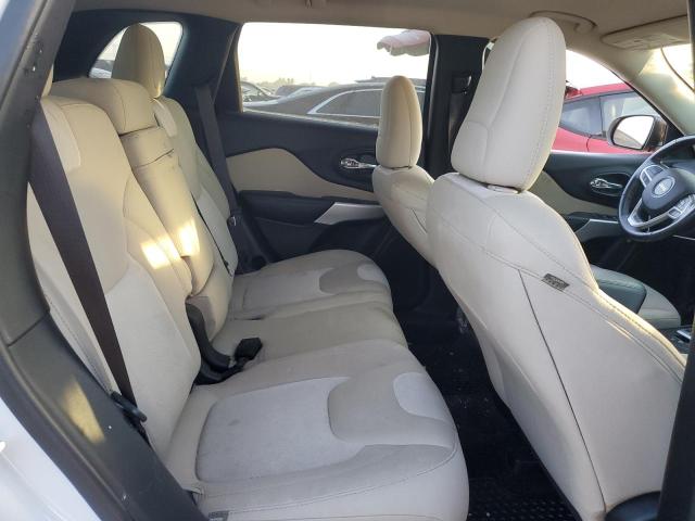 1C4PJLAB1HW644242 - 2017 JEEP CHEROKEE SPORT WHITE photo 10