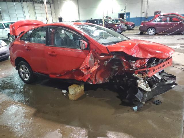 1FAHP3F23CL361742 - 2012 FORD FOCUS SE RED photo 4