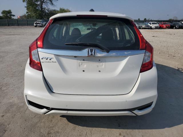 3HGGK5H81JM721525 - 2018 HONDA FIT EX WHITE photo 6