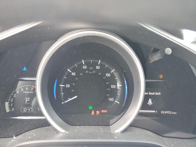 3HGGK5H81JM721525 - 2018 HONDA FIT EX WHITE photo 9