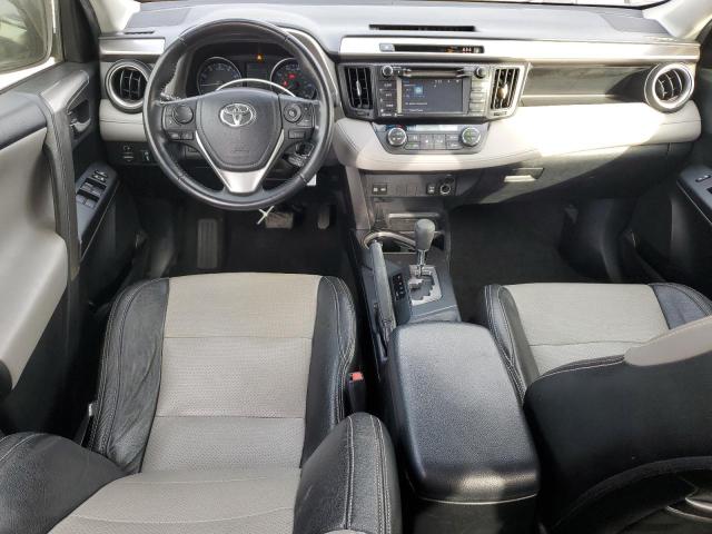 JTMRFREV2HJ110245 - 2017 TOYOTA RAV4 XLE GRAY photo 8