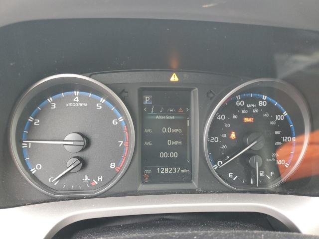 JTMRFREV2HJ110245 - 2017 TOYOTA RAV4 XLE GRAY photo 9