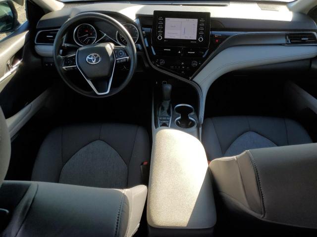 4T1C11BK8NU056696 - 2022 TOYOTA CAMRY LE GRAY photo 8