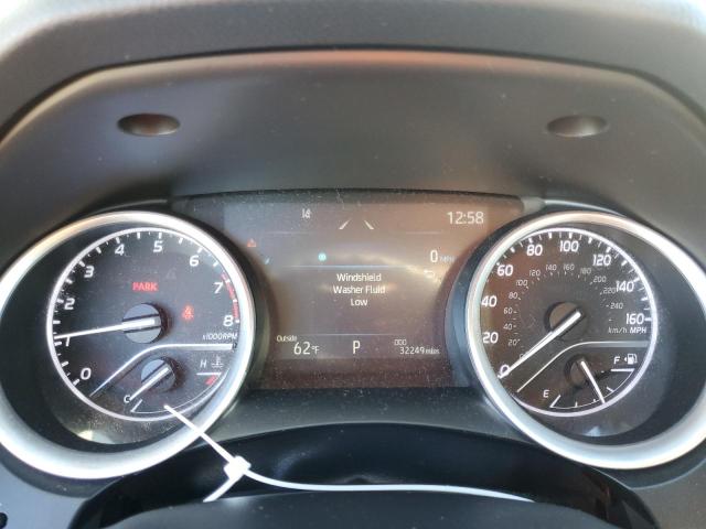 4T1C11BK8NU056696 - 2022 TOYOTA CAMRY LE GRAY photo 9