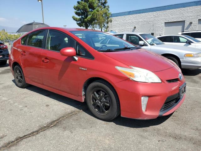 JTDKN3DU4D1724525 - 2013 TOYOTA PRIUS წითელი ფოტო 4