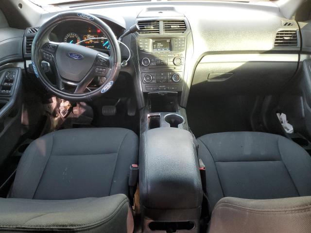 1FM5K8AR3HGB55765 - 2017 FORD EXPLORER POLICE INTERCEPTOR 银色 照片 8