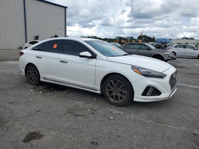 5NPE34AB1JH626827 - 2018 HYUNDAI SONATA SPORT WHITE photo 4