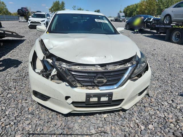1N4AL3AP5JC138468 - 2018 NISSAN ALTIMA 2.5 أبيض صورة 5