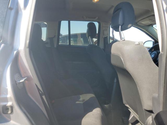 1C4NJDBB9GD549997 - 2016 JEEP COMPASS SPORT SILVER photo 11