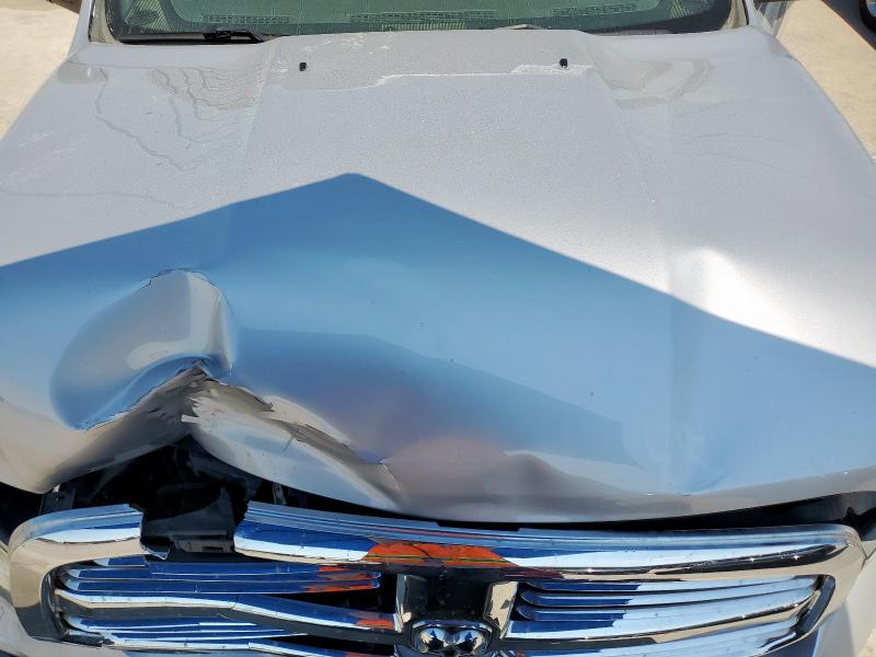 1C6RR7LT3FS716357 - 2015 RAM 1500 SLT SILVER photo 11