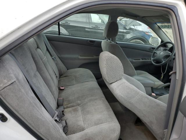 4T1BE32K94U368925 - 2004 TOYOTA CAMRY LE WHITE photo 10