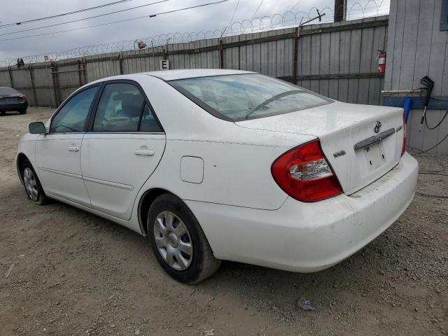 4T1BE32K94U368925 - 2004 TOYOTA CAMRY LE WHITE photo 2