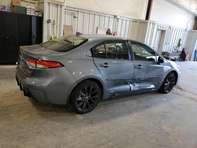 JTDBDMHE5RJ009109 - 2024 TOYOTA COROLLA LE GRAY photo 3