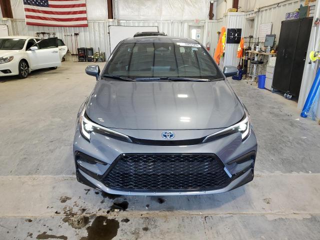 JTDBDMHE5RJ009109 - 2024 TOYOTA COROLLA LE GRAY photo 5