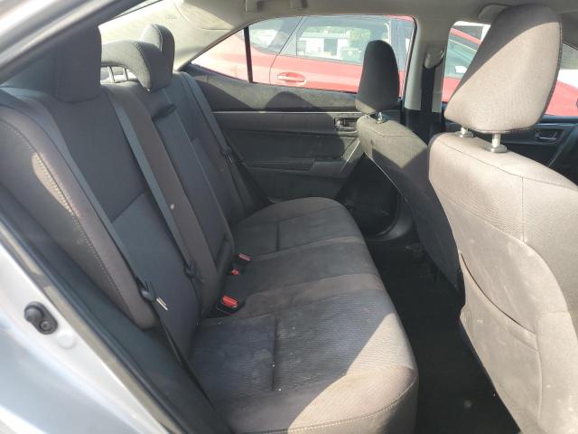 2T1BURHE0JC052138 - 2018 TOYOTA COROLLA L ვერცხლისფერი ფოტო 10