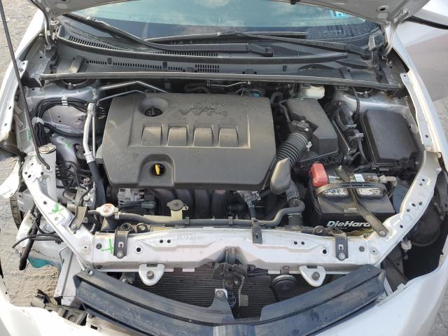 2T1BURHE0JC052138 - 2018 TOYOTA COROLLA L ვერცხლისფერი ფოტო 11