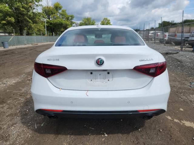 ZARFAMAN0N7652789 - 2022 ALFA ROMEO GIULIA WHITE photo 6