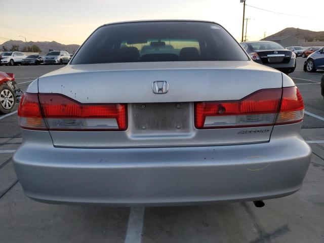 1HGCG66522A141939 - 2002 HONDA ACCORD LX SILVER photo 6