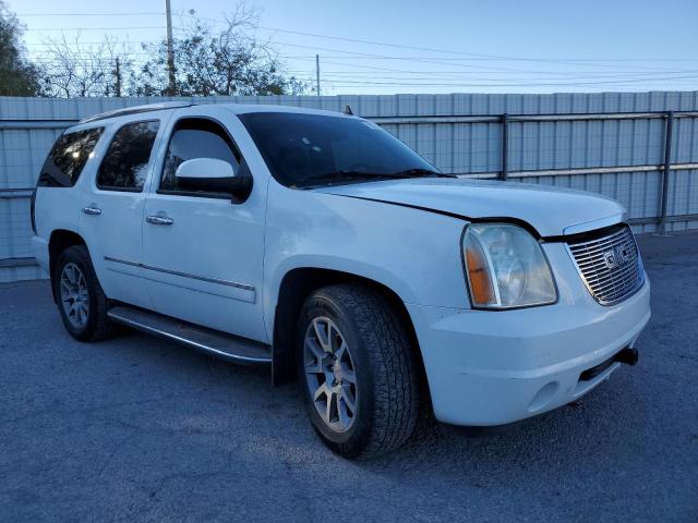 1GKFK03239R283069 - 2009 GMC YUKON DENALI WHITE photo 4