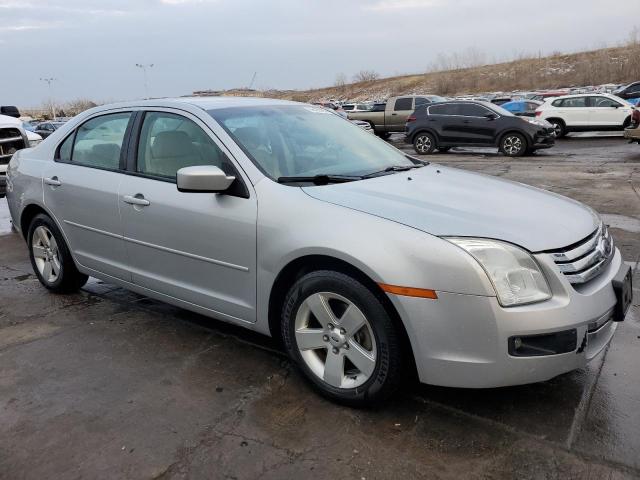 3FAFP07Z06R218674 - 2006 FORD FUSION SE SILVER photo 4