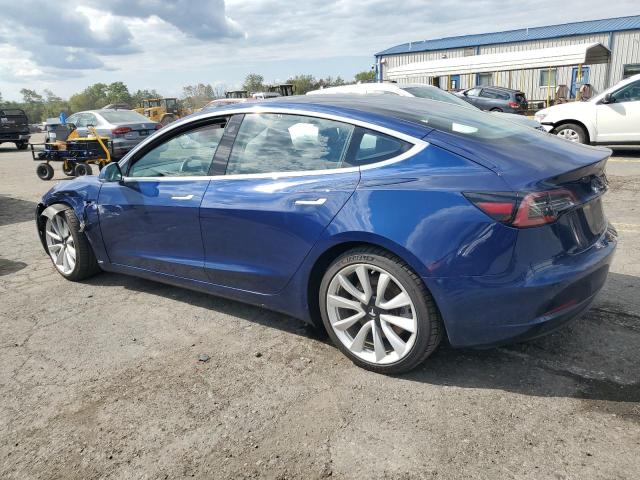 5YJ3E1EB7JF116104 - 2018 TESLA MODEL 3 أزرق صورة 2