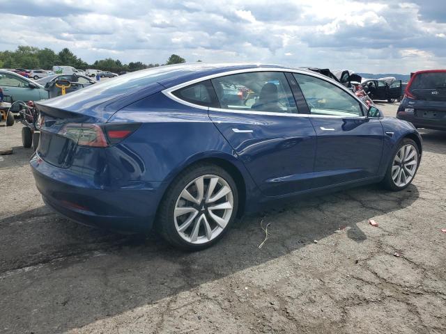5YJ3E1EB7JF116104 - 2018 TESLA MODEL 3 أزرق صورة 3