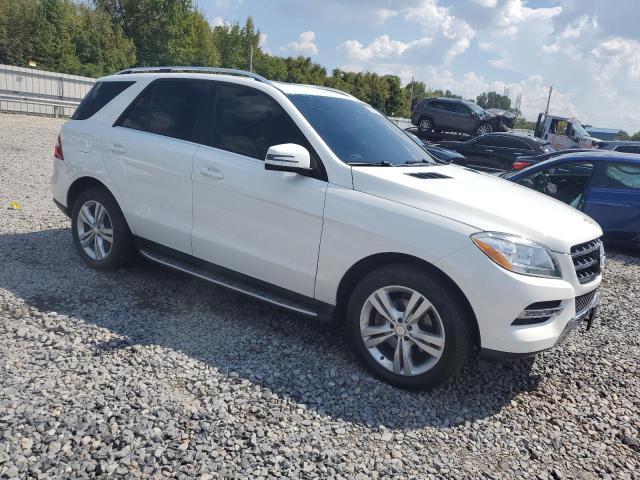 4JGDA5HB9FA492723 - 2015 MERCEDES-BENZ ML 350 4MATIC WHITE photo 4