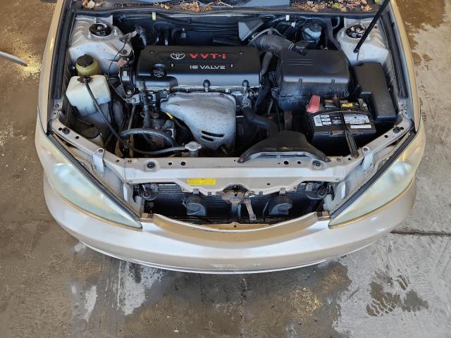 4T1BE32K22U064543 - 2002 TOYOTA CAMRY LE თაფლისფერი ფოტო 11