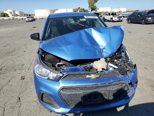 KL8CB6SA1JC476623 - 2018 CHEVROLET SPARK LS Bleu photo 5
