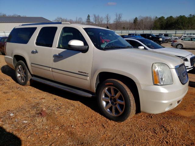 1GKS2MEF5BR227887 - 2011 GMC YUKON XL DENALI WHITE photo 4