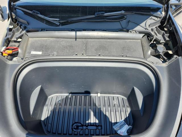 7SAYGAEE7SF245152 - 2025 TESLA MODEL Y BLACK photo 12