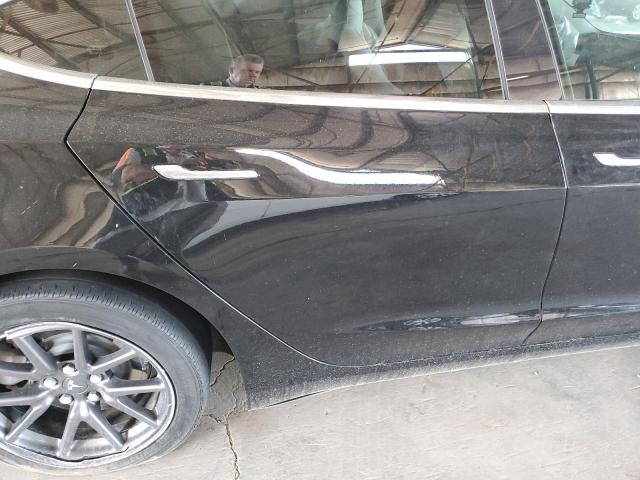 5YJ3E1EA9JF155266 - 2018 TESLA MODEL 3 BLACK photo 10