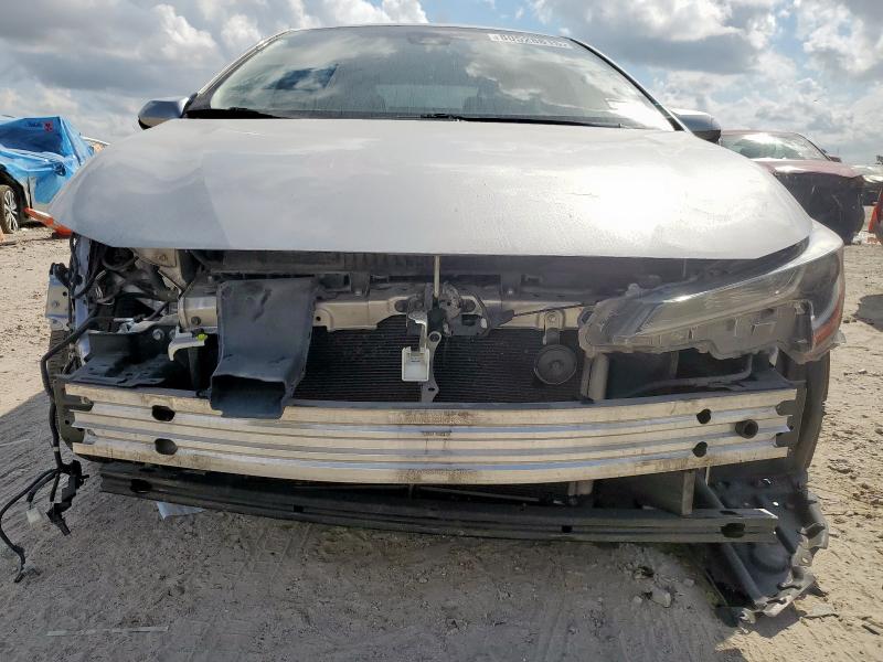 JTDEPMAEXMJ151267 - 2021 TOYOTA COROLLA LE 银色 照片 5