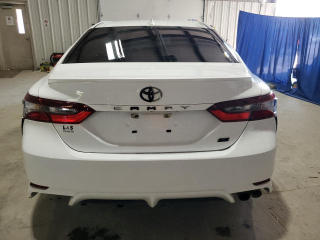 4T1T11AK4RU858492 - 2024 TOYOTA CAMRY SE NIGHT SHADE WHITE photo 6