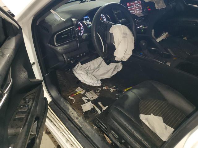 4T1T11AK4RU858492 - 2024 TOYOTA CAMRY SE NIGHT SHADE WHITE photo 8