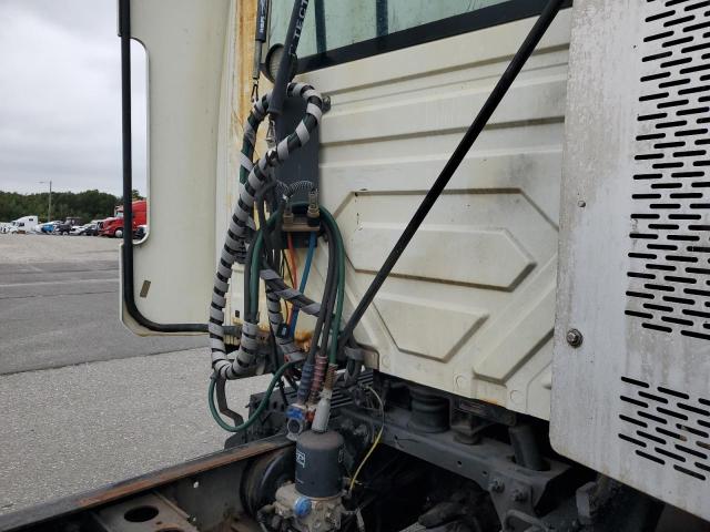 1HSCTAPR4BJ358771 - 2011 INTERNATIONAL PROSTAR Ақ фото 9