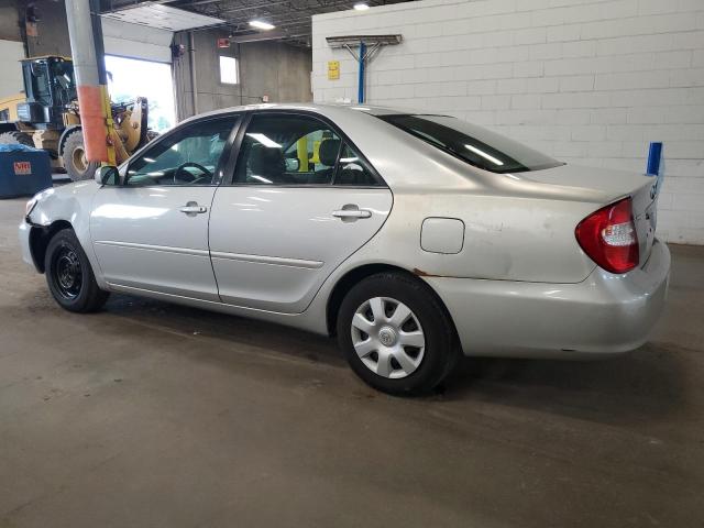 4T1BE32K74U363867 - 2004 TOYOTA CAMRY LE SILVER photo 2